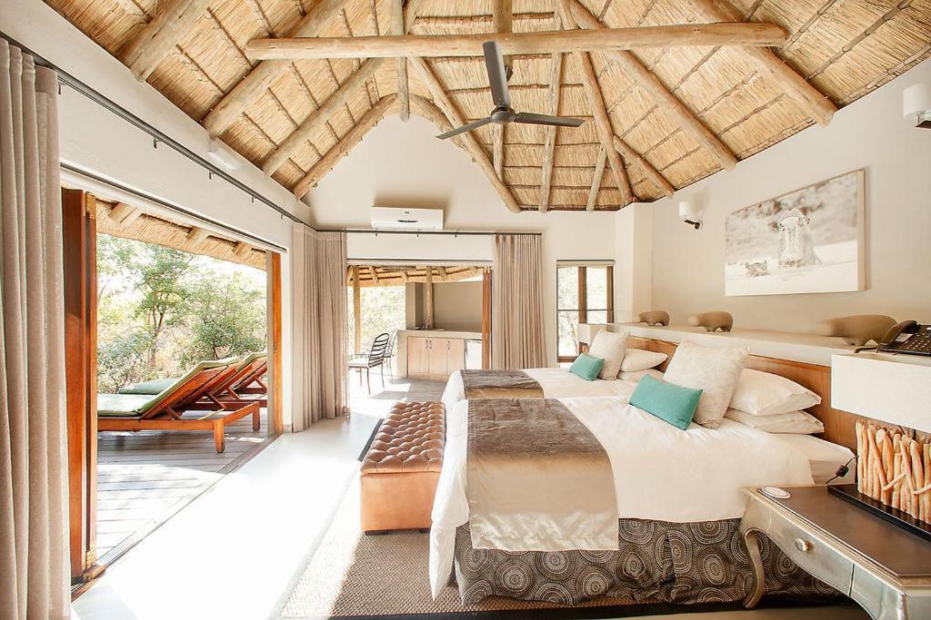 Tambuti Lodge Pilanesberg Exterior foto